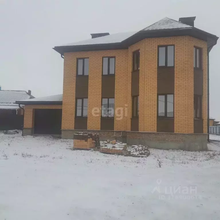 Дом в Белгородская область, Алексеевка ул. Спортивная, 24 (160 м) - Фото 0