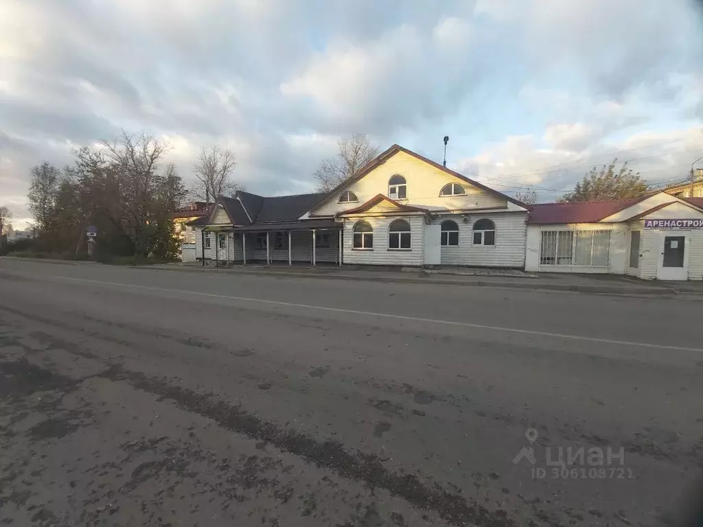 Помещение свободного назначения в Смоленская область, Гагарин ул. 50 ... - Фото 0