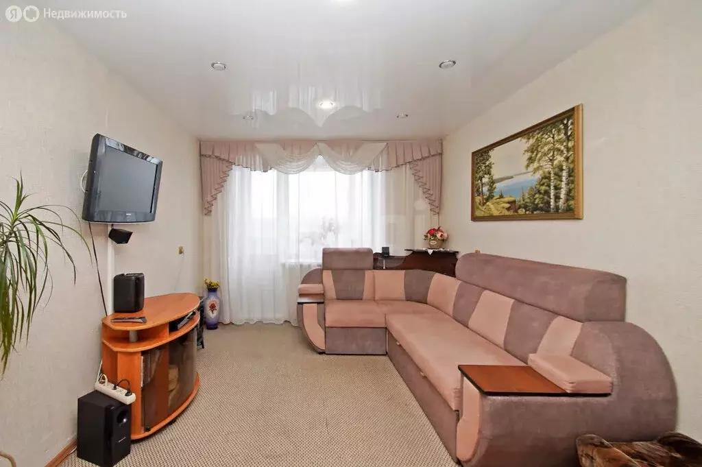 3-комнатная квартира: Омск, посёлок 40 лет Октября, Камерный переулок, ... - Фото 1