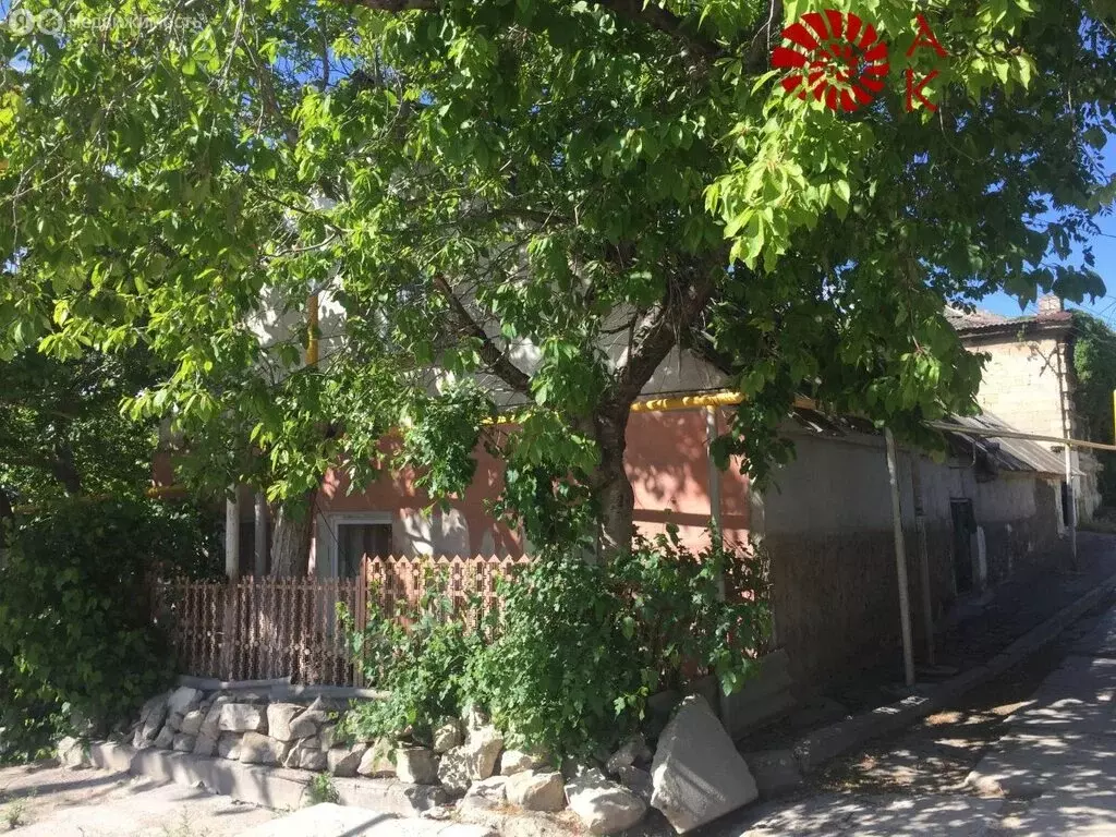 Дом в Феодосия, улица Пименова, 17 (160 м) - Фото 0