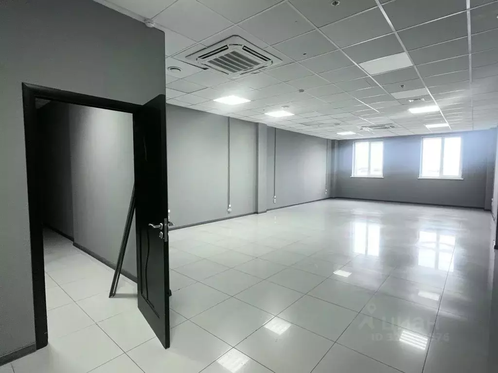 Офис в Краснодарский край, Краснодар Северная ул., 490 (89 м) - Фото 2