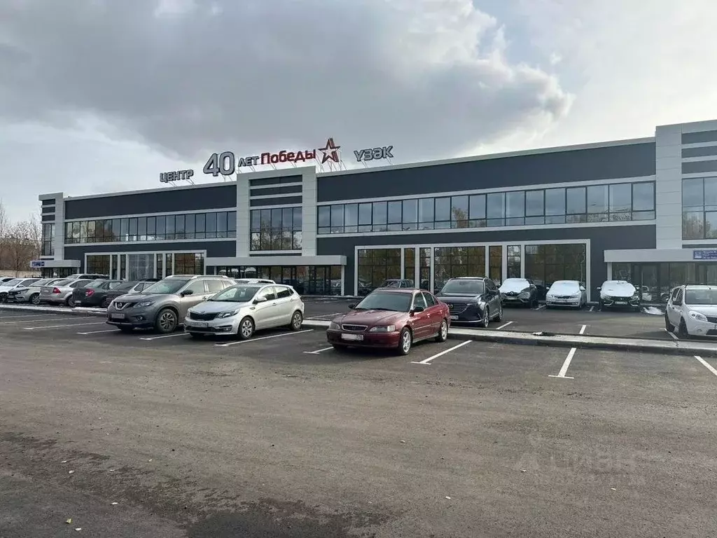 Помещение свободного назначения в Татарстан, Набережные Челны ул. 40 ... - Фото 1