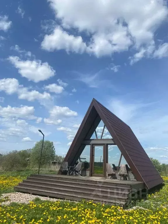 Дом в Новгородская область, Новгородский район, Трубичинское с/пос, д. ... - Фото 1