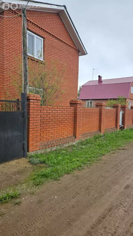 Дом в Республика Башкортостан, городской округ Нефтекамск, село ... - Фото 0