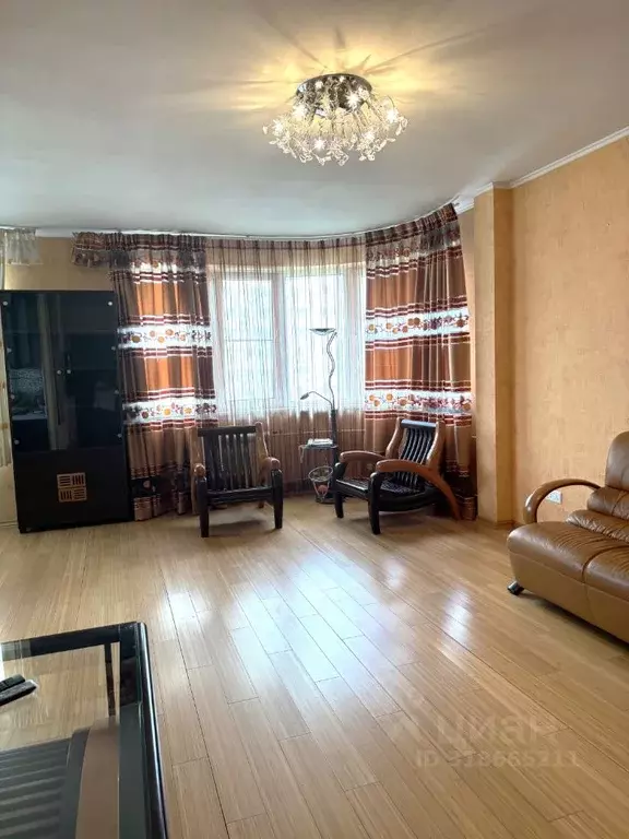 2-к кв. Москва Митинская ул., 10к1 (80.9 м) - Фото 1