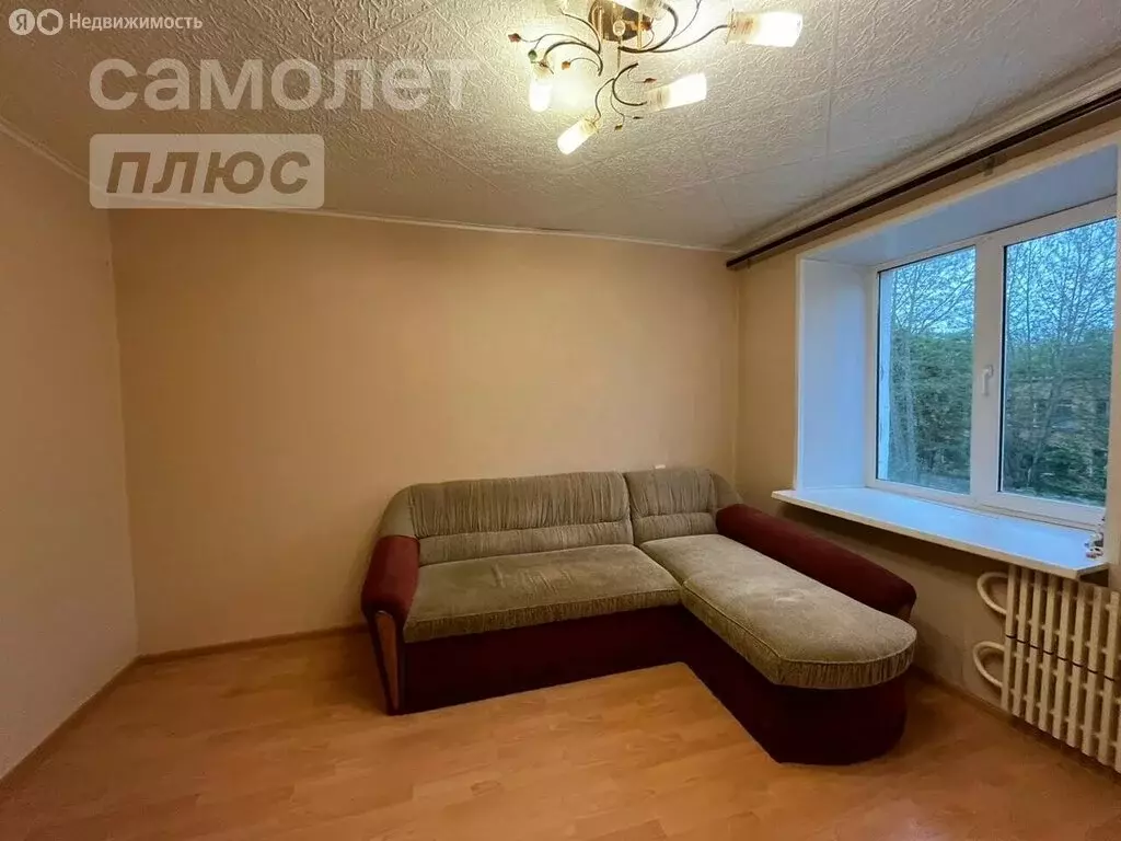 3-комнатная квартира: Кирово-Чепецк, улица Ленина, 6/1 (58.1 м) - Фото 1