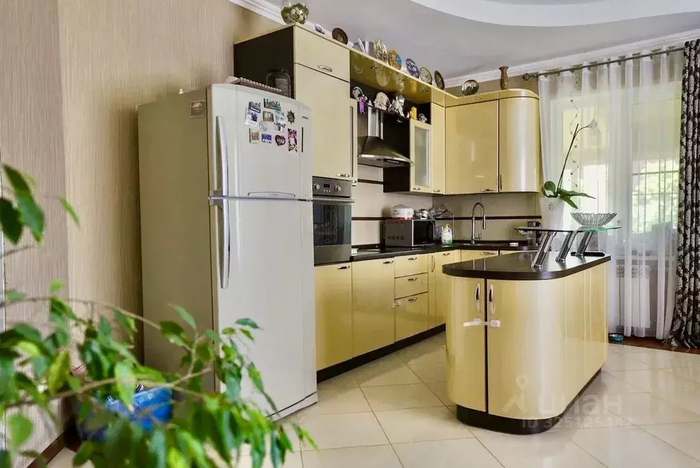 Дом в Краснодарский край, Краснодар Сады Калинина мкр, ул. Средняя, ... - Фото 1