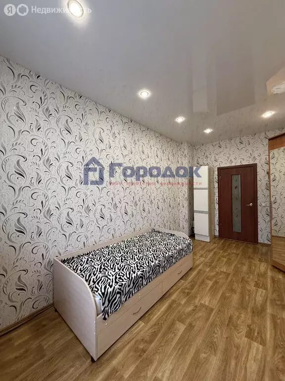 3-комнатная квартира: Каменск-Уральский, Уральская улица, 16 (73.3 м) - Фото 2