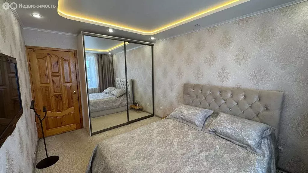 4-комнатная квартира: Октябрьский, 35-й микрорайон, 22 (78.1 м) - Фото 2