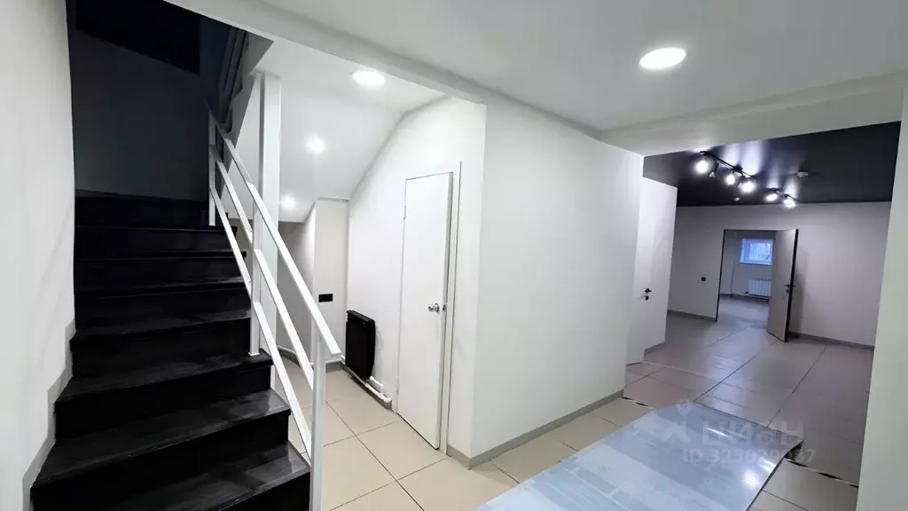 Помещение свободного назначения в Челябинская область, Челябинск ул. ... - Фото 2