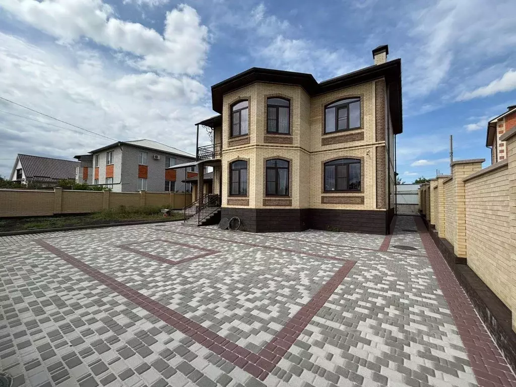 Коттедж в Ставропольский край, Ессентуки Бульварная ул., 23 (279 м) - Фото 2