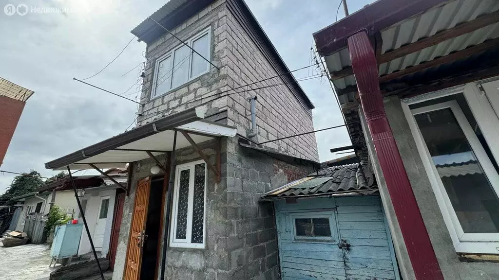 Дом в Владикавказ, улица Шота Руставели, 11 (80 м) - Фото 1