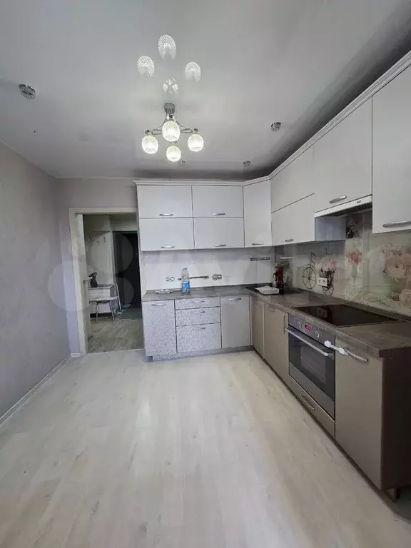 2-к. квартира, 58 м, 5/10 эт. - Фото 0