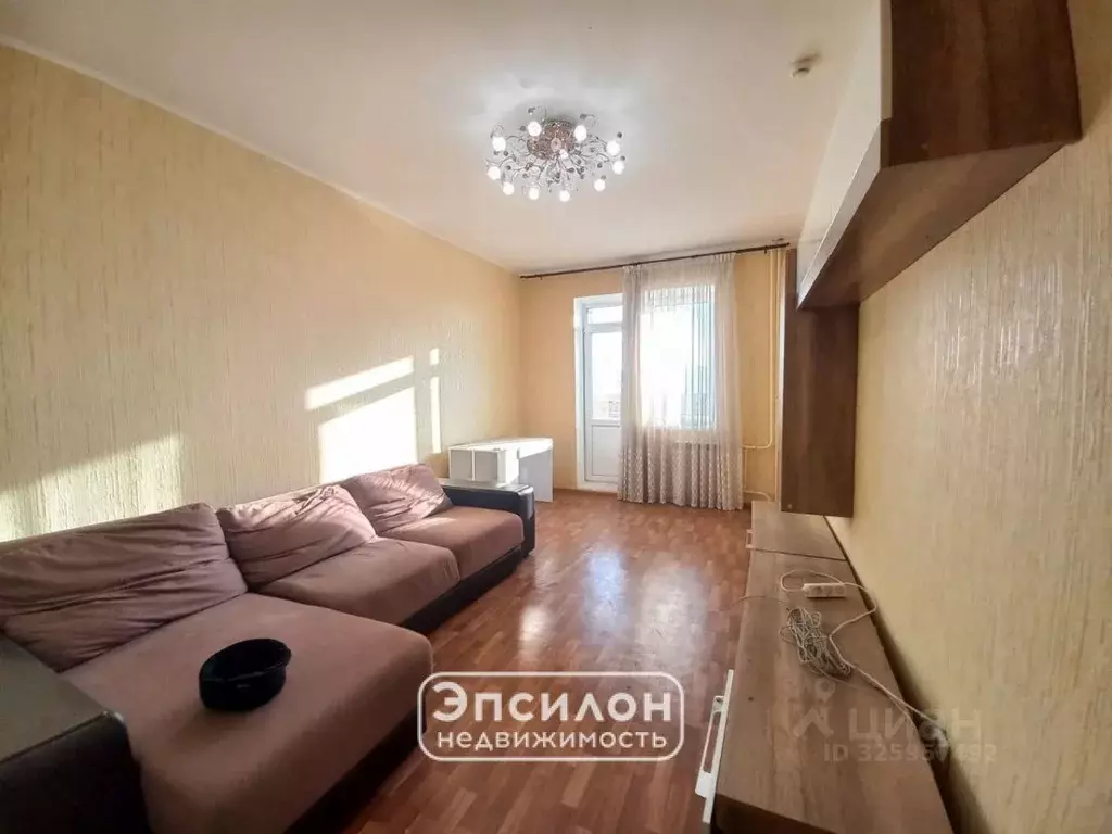 2-к кв. Курская область, Курск просп. Вячеслава Клыкова, 92 (73.8 м) - Фото 2