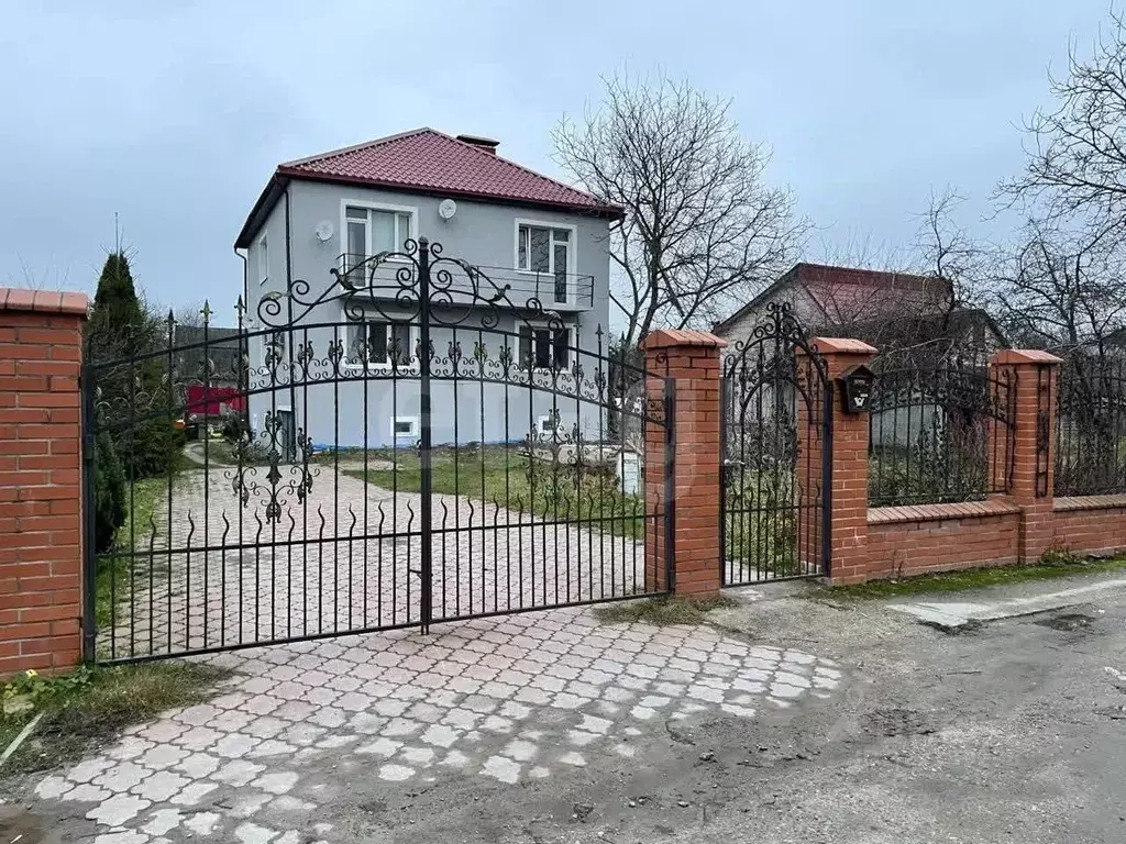 Дом в Калининградская область, Гурьевский муниципальный округ, пос. ... - Фото 1