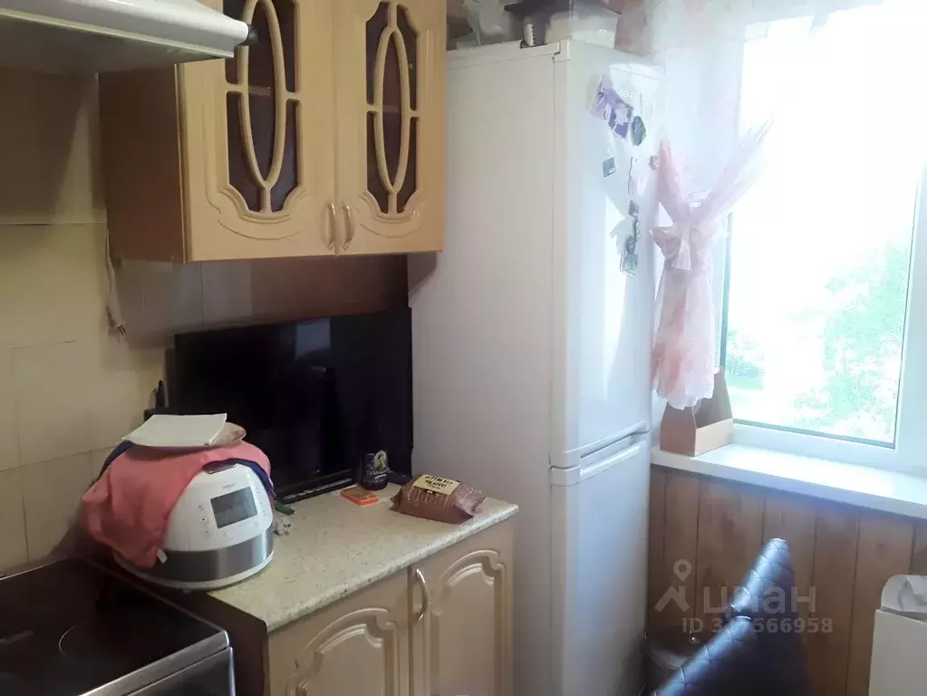 3-к кв. Самарская область, Тольятти ул. 70 лет Октября, 8 (64.0 м) - Фото 0