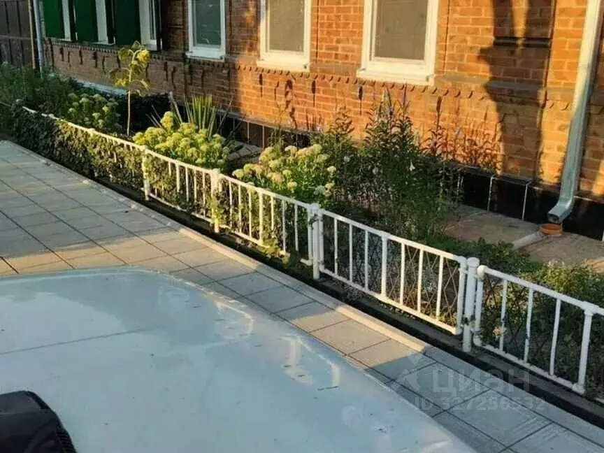 Дом в Ростовская область, Таганрог Доменская ул., 42 (50 м) - Фото 1