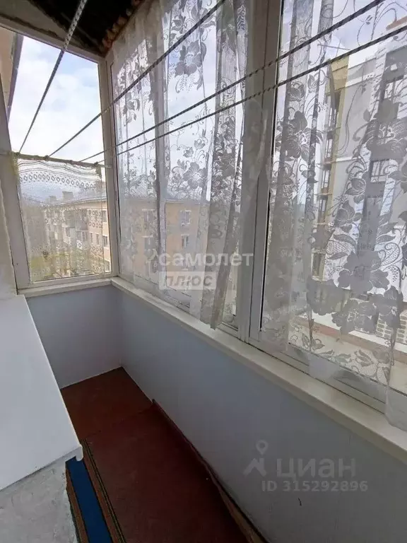 2-к кв. Тульская область, Тула ул. Смидович, 18А (42.4 м) - Фото 0