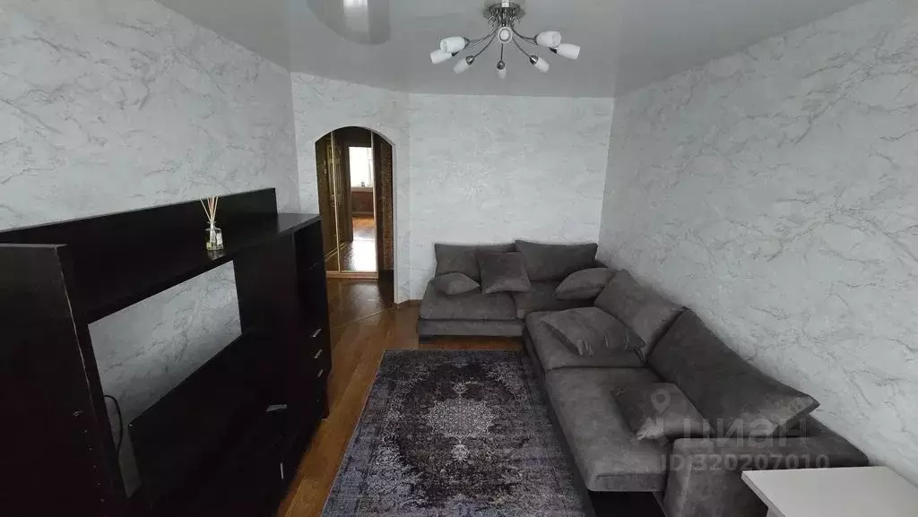 2-к кв. Приморский край, Владивосток ул. Нейбута, 63 (54.0 м) - Фото 1
