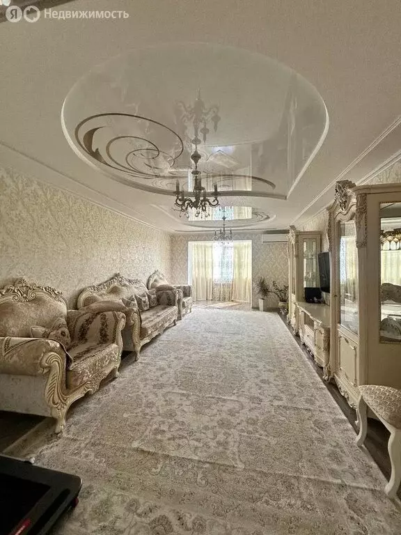 3-комнатная квартира: Терек, улица Панагова, 118А (100 м) - Фото 1