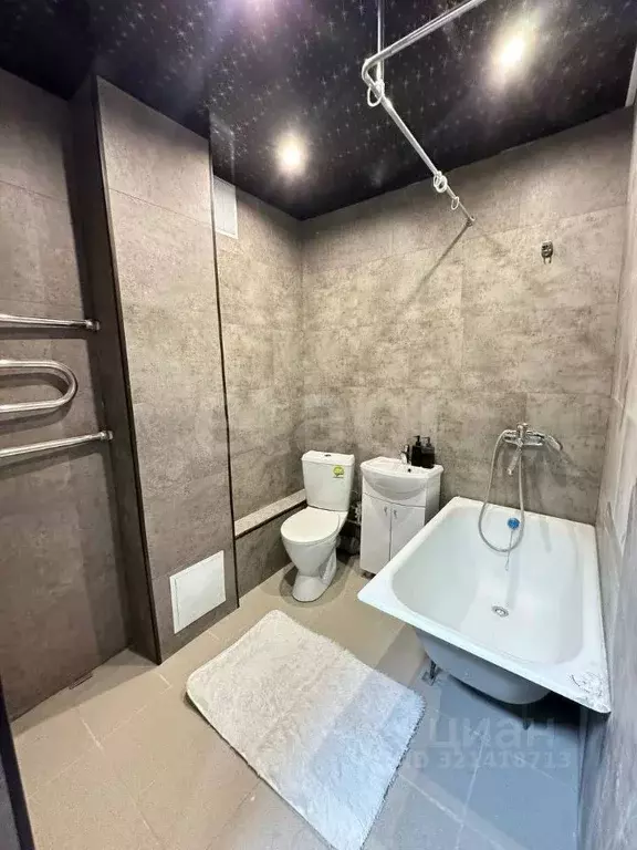1-к кв. Удмуртия, Ижевск ул. Оружейника Драгунова, 60 (28.0 м) - Фото 0