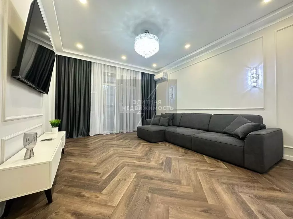 2-к кв. Татарстан, Казань ул. Сибгата Хакима, 51 (85.0 м) - Фото 1