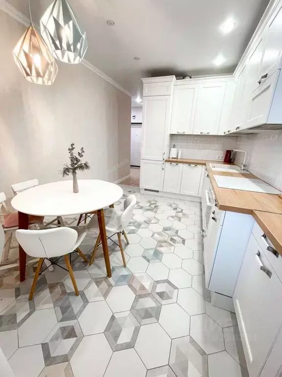 3-к кв. Санкт-Петербург ул. Есенина, 1к3 (90.0 м) - Фото 1