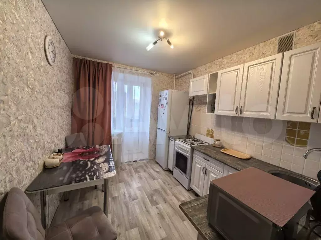 1-к. квартира, 35 м, 4/10 эт. - Фото 0