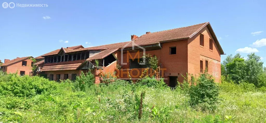 Дом в Саратовская, 4-й микрорайон, 12-й квартал (1000 м) - Фото 0
