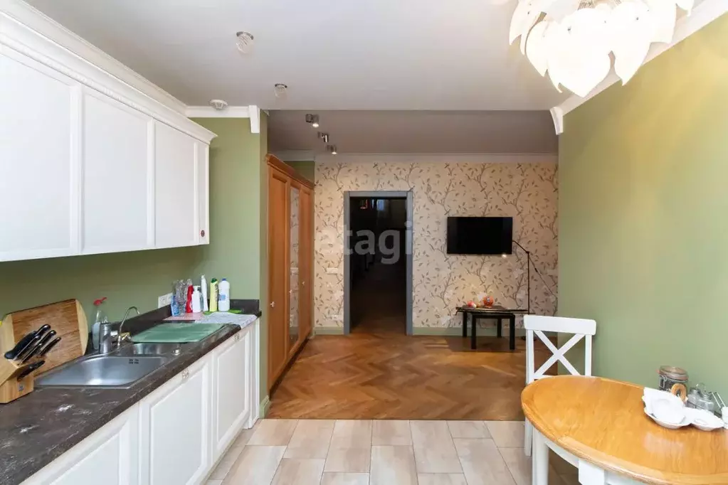 6-к кв. Тюменская область, Тюмень Даудельная ул., 4 (255.0 м) - Фото 1