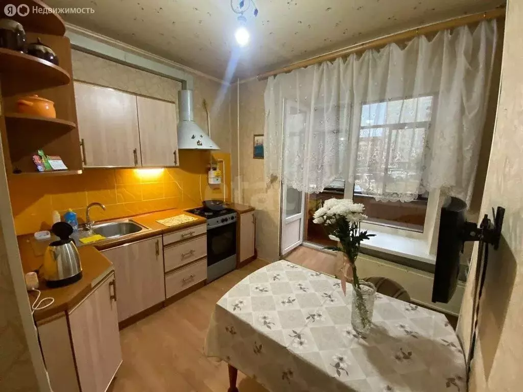 1-комнатная квартира: Ухта, проспект Ленина, 77 (33 м) - Фото 0