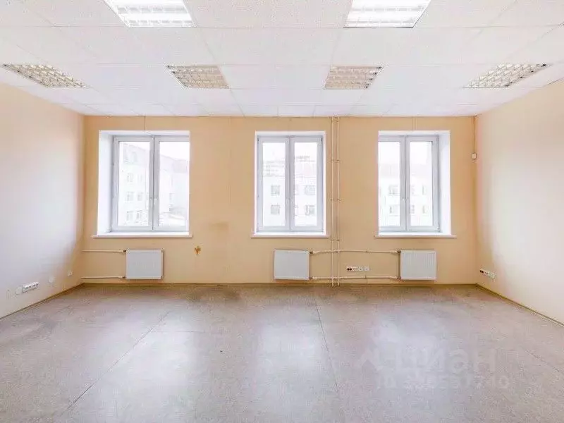 Склад в Санкт-Петербург Уральская ул., 19к10 (41 м) - Фото 1
