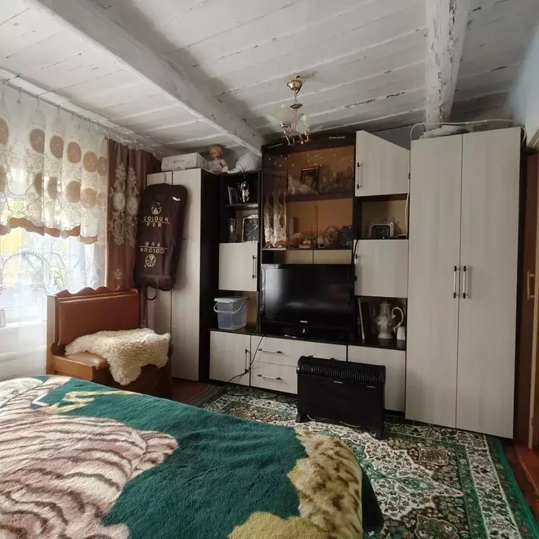 Дом в Краснодарский край, Щербиновский район, с. Николаевка ул. Ленина ... - Фото 1