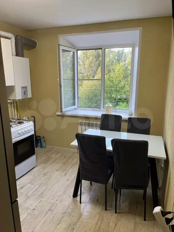 2-к. квартира, 40 м, 4/4 эт. - Фото 0