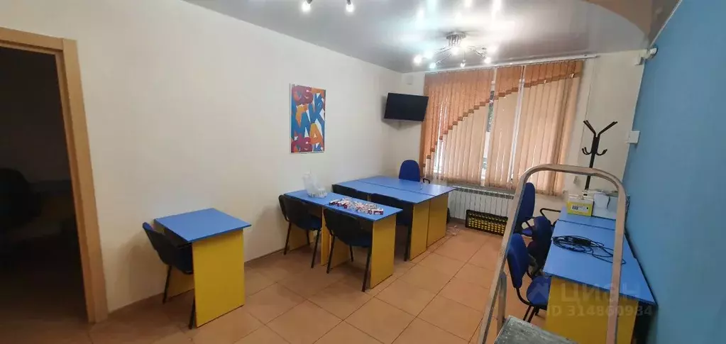 Офис в Кемеровская область, Кемерово ул. 50 лет Октября, 32 (46 м) - Фото 2