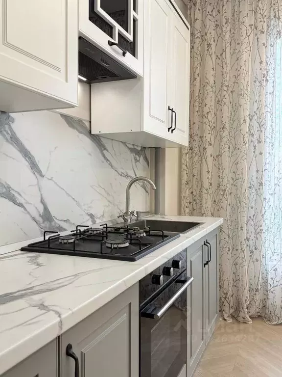 2-к кв. Кабардино-Балкария, Нальчик ул. Тлостанова (67.2 м) - Фото 1