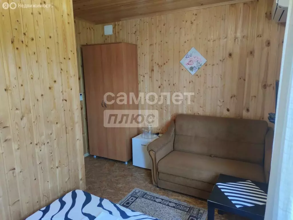 Дом в станица Голубицкая, Кубанская улица, 25 (316 м) - Фото 1