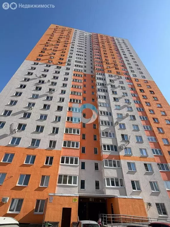 3-комнатная квартира: Уфа, улица Лётчика Кобелева, 3/2 (66.7 м) - Фото 2