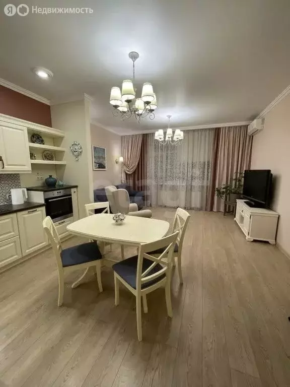 1-комнатная квартира: Тюмень, улица Малыгина, 90 (63.9 м) - Фото 0