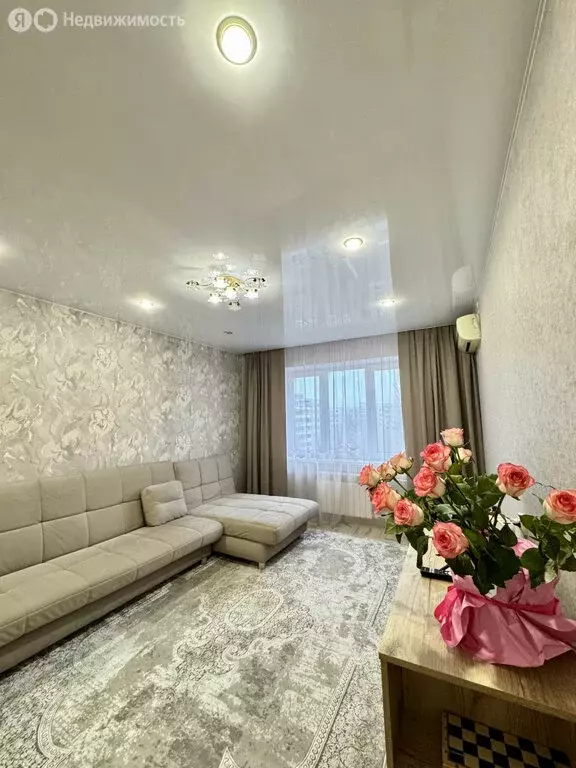 3-комнатная квартира: Саратов, улица имени С.Ф. Тархова, 29 (63.9 м) - Фото 2