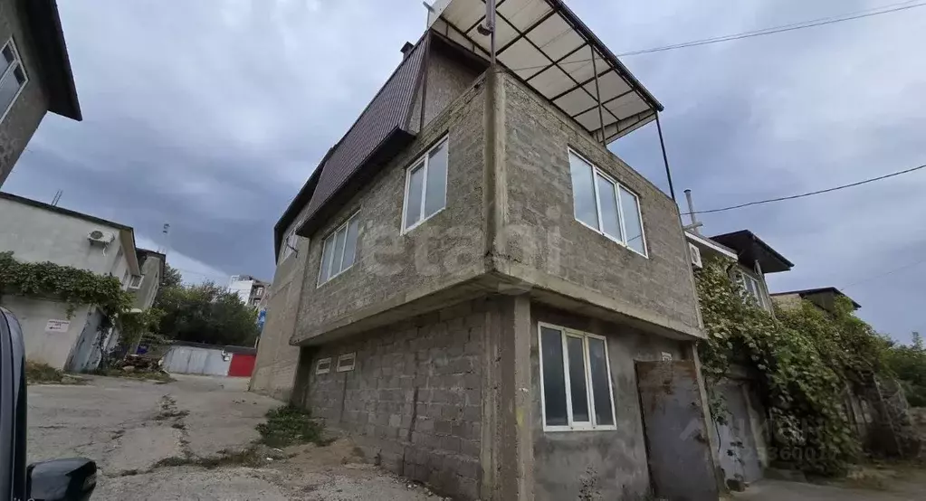 Гараж в Краснодарский край, Анапа ул. Ивана Голубца, 157 (95 м) - Фото 2