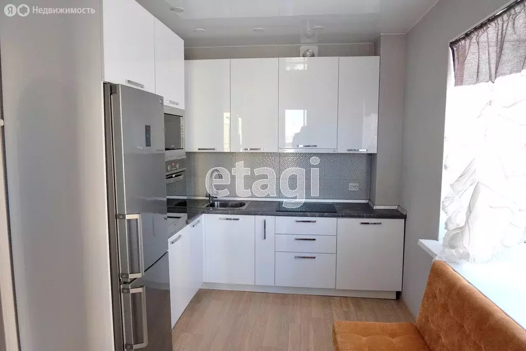 2-комнатная квартира: Сыктывкар, улица Морозова, 205 (51.1 м) - Фото 1