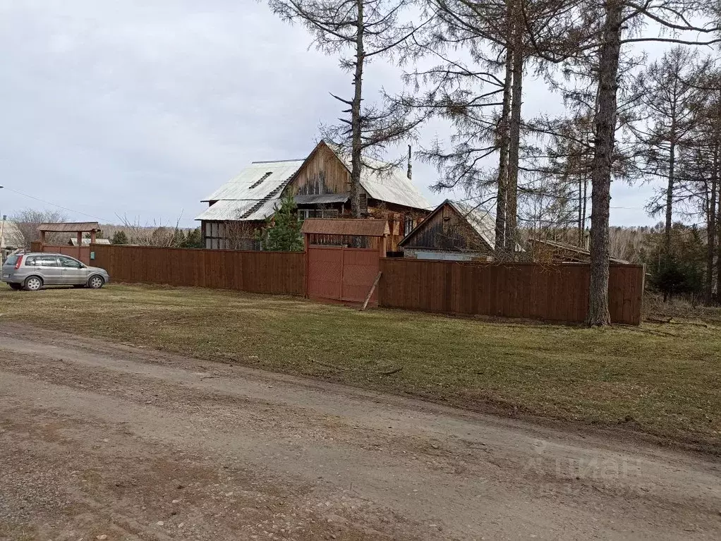 Дом в Красноярский край, Манско-Уярский округ, пос. Камарчага ул. ... - Фото 1