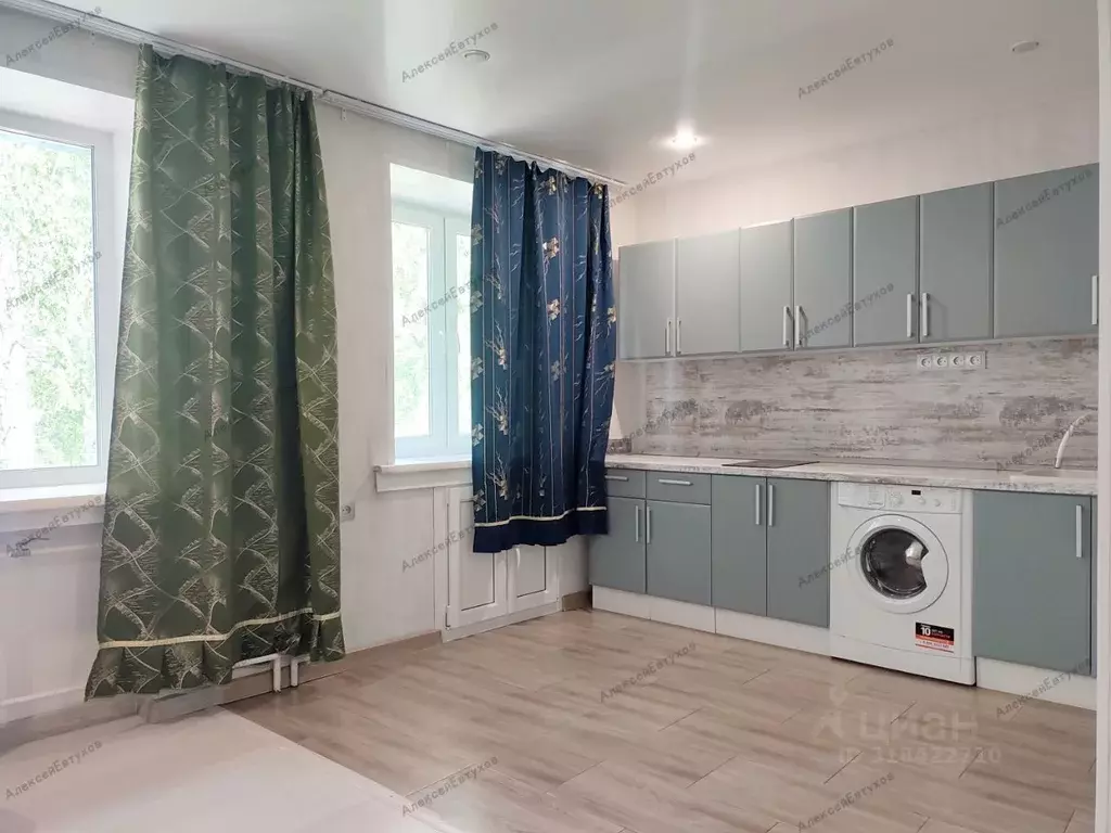 3-к кв. Новосибирская область, Новосибирск Кленовая ул., 8 (58.0 м) - Фото 1