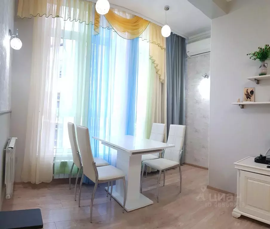 2-к кв. Краснодарский край, Геленджик Туристическая ул., 3к2 (65.0 м) - Фото 0