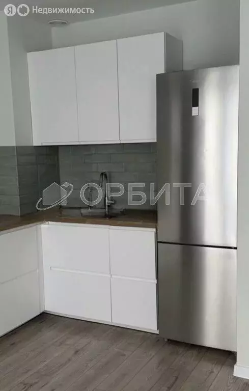 2-комнатная квартира: Тюмень, улица Александра Протозанова, 6 (72.2 м) - Фото 2