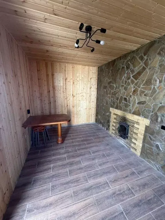 Дом в Крым, Сакский район, с. Штормовое  (98 м) - Фото 2