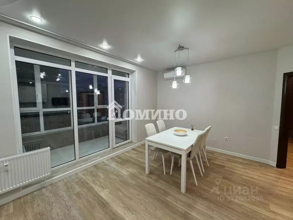 3-к кв. Тюменская область, Тюмень ул. Александра Протозанова, 10к1 ... - Фото 2