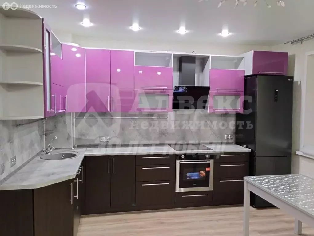 1-комнатная квартира: Тюмень, улица Мельникайте, 2к5 (49 м) - Фото 2