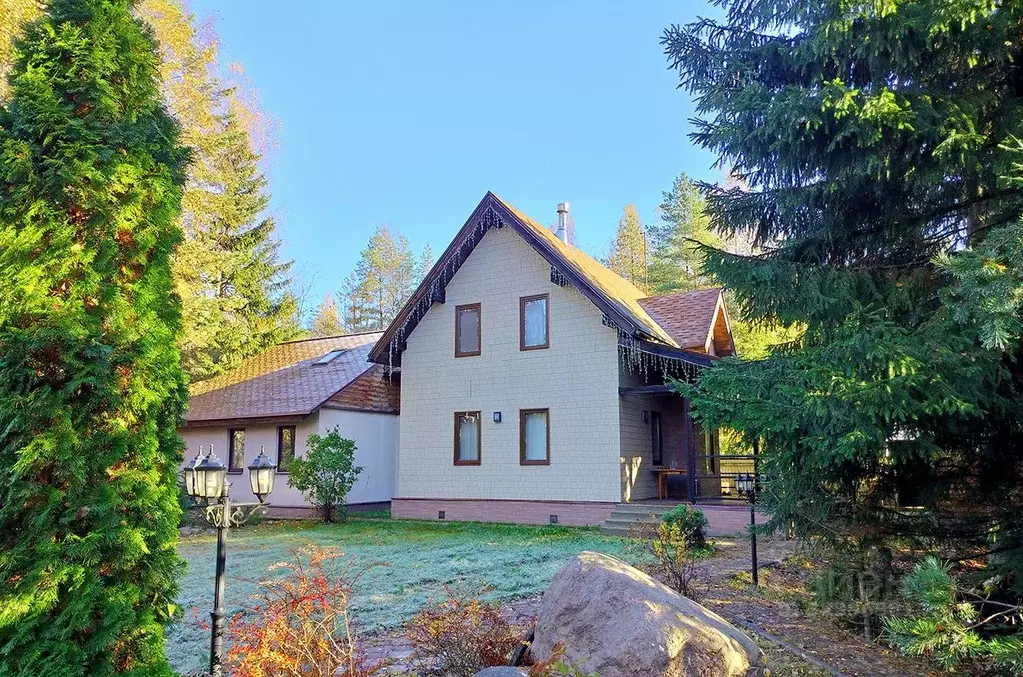 Дом в Ленинградская область, Сертолово Всеволожский район, Медное ... - Фото 1